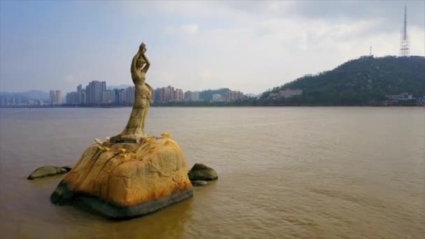 Aerial View Famous Fisher Girl Monument Bay Zhuhai City China — Stock Video