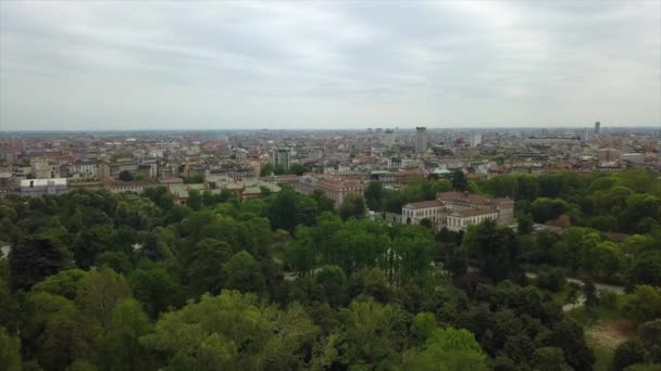 Αεροφωτογραφία Του Cityscape Πάρκο Στο Μιλάνο Ιταλία — Αρχείο Βίντεο