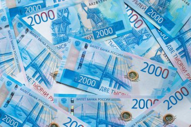 Arka plan kağıt Rus parası. Yeni Rus banknotlar 2000'in iki bin ruble yakın çekim.