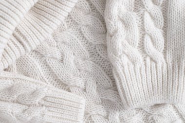 Sıcak yün örgü beyaz giysi kış kazak modelleri en iyi manzaralı yakın çekim.