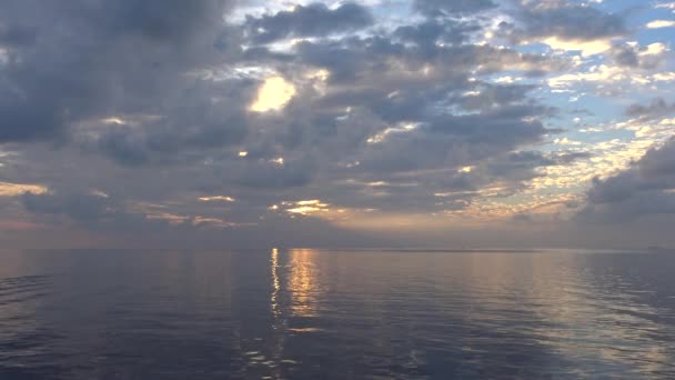 Гарний Захід Сонця Захоплюючий Морський Сафарі Подорож Островах Мальдівських Островів — стокове відео