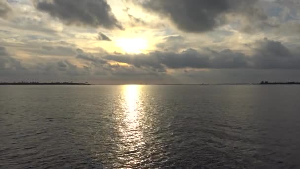 Гарний Захід Сонця Захоплюючий Морський Сафарі Подорож Островах Мальдівських Островів — стокове відео