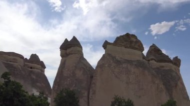 Taş mantarları. Keşişler Vadisi. Kapadokya'ya seyahat. Türkiye.