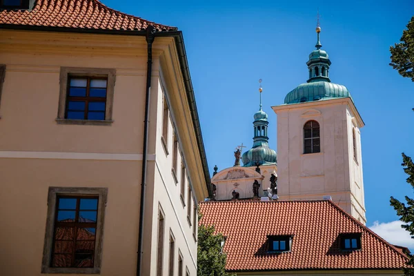 Tornet Och Spioner Kyrkan James Den Store Utsikt Från Ungelt — Stockfoto
