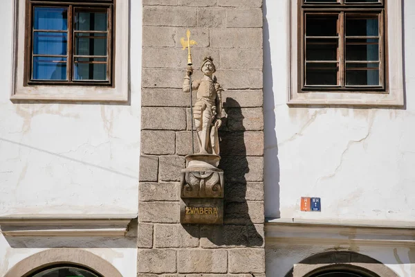 Maison Impériale Avec Statue Chevalier Zumbera Sur Place Principale République — Photo