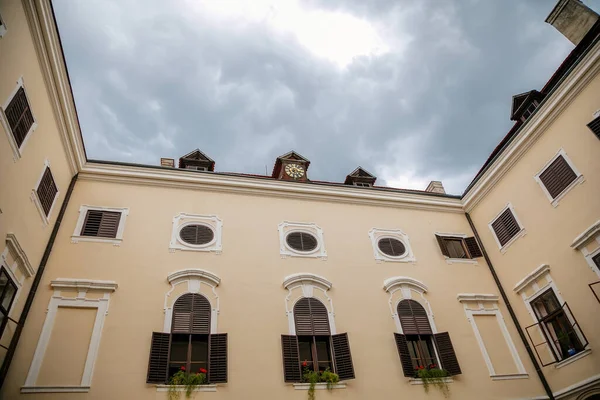 Schloss Milotice Schloss Einzigartig Erhaltener Komplex Barocker Gebäude Und Gartenarchitektur — Stockfoto