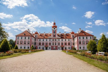 Chateau Mnichovo Hradiste, Rönesans Şatosu, Orta Bohem Bölgesi, Çek Cumhuriyeti, 16 Ağustos 2020