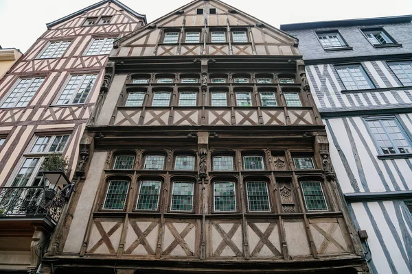 Gatorna Den Gamla Staden Rouen Med Traditionella Korsvirkeshus Rouen Normandie — Stockfoto
