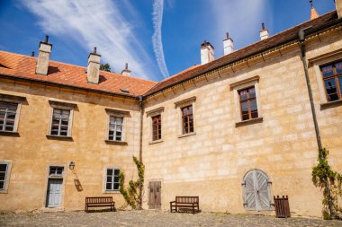 Eski ortaçağ Gotik kalesi Grabstejn. Rönesans Şatosu, Chotyne, Liberec Bölgesi, Çek Cumhuriyeti, 08 Mayıs 2019