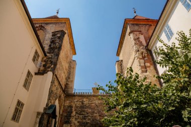 Zincirin Altındaki Meryem Kilisesi, Çek Cumhuriyeti Prag 'daki Malta Meydanı, 09 Ağustos 2020