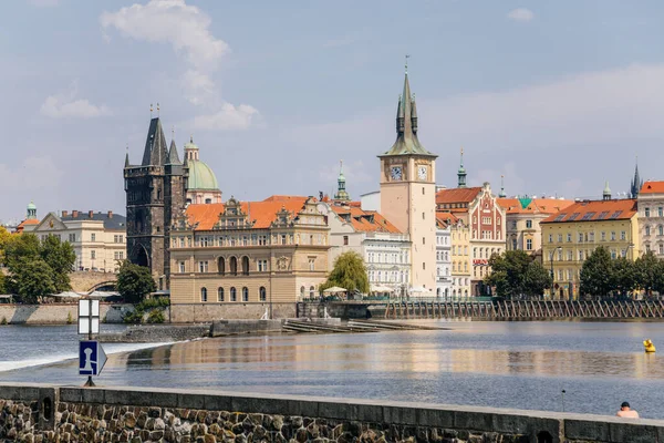 Karlsbrücke Über Die Moldau Mit Altstadtturm Prag Tschechien August 2020 — Stockfoto