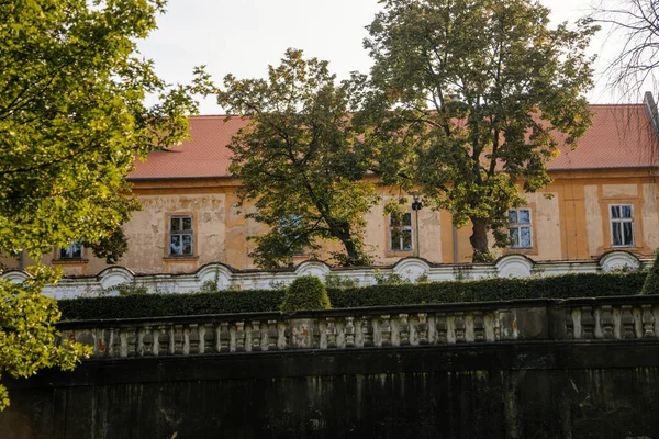 Castle Duchcov Kastély Klasszicista Stílusban Észak Csehország 2020 Szeptember — Stock Fotó