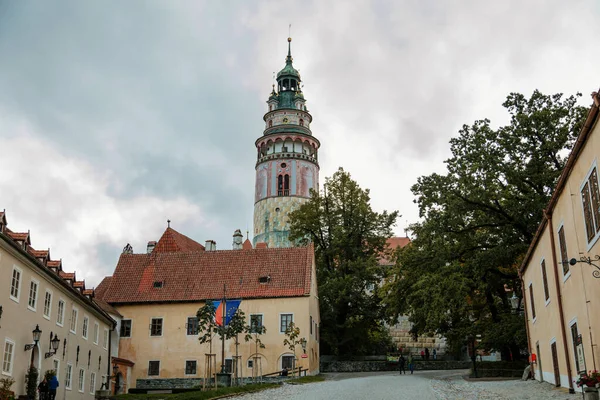 Wieża Średniowiecznego Zamku Cesky Krumlov Czechy Południowe Czechy Września 2020 — Zdjęcie stockowe