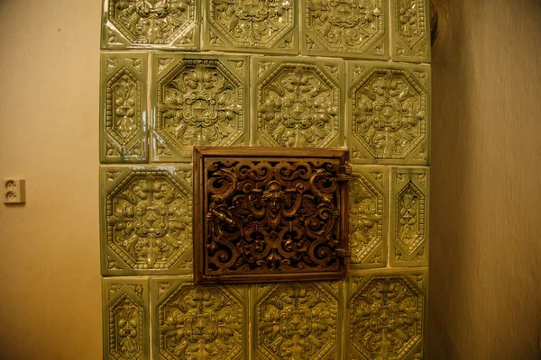 Fogão Antigo Cerâmica Majólica Para Difusão Quente Castelo Vimperk Winterberg — Fotografia de Stock