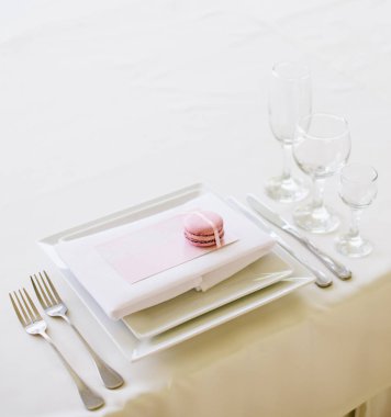 Tablo ayarı pembe acıbadem kurabiyesi düğün