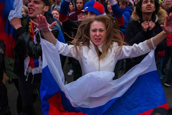 San Pietroburgo Russia Luglio 2018 Tifosi Calcio Guardano Partita Tra — Foto Stock