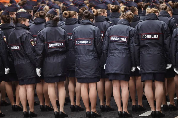 St. Petersburg, Rusya Federasyonu - 5 Mayıs 2018: Kuzey hazırlık Dergisi'nin onuruna İkinci Dünya Savaşı'nda Naziler Almanya üzerinde zafer yürüyüşünden önce birlikleri.