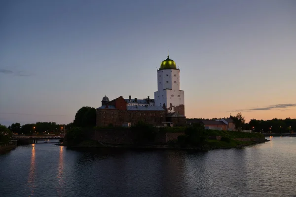 Beyaz Bir Gecede Rusya Nın Leningrad Bölgesindeki Vyborg Kalesi Orta — Stok fotoğraf