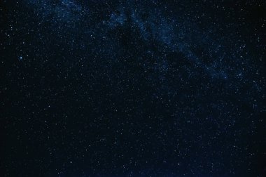 arka plan mavi yıldızlı gökyüzü yıldız ve Samanyolu