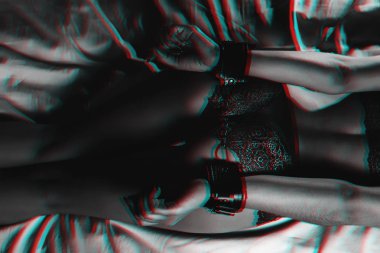 teslim ile Bdsm seks için deri kelepçe elleri ile seksi büyük eşek itaatkar kız