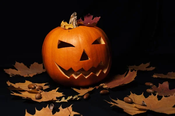Halloween Komposition Mit Herbstblättern — Stockfoto