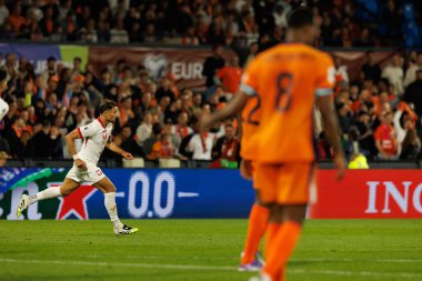 Matty Cash, Hollanda ve Polonya milli takımları arasında oynanan Dünya Kupası 2026 Avrupa ön eleme maçında görüldü (Maciej Rogowski / Ball Raw Images)