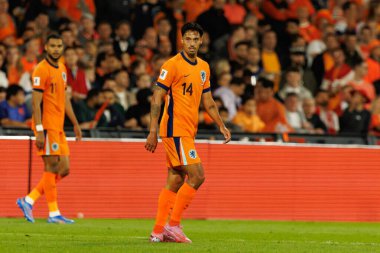 Tijjani Reijnders, Hollanda ve Polonya milli takımları arasında oynanan Dünya Kupası 2026 Avrupa ön eleme maçında görüldü (Maciej Rogowski / Ball Raw Images)