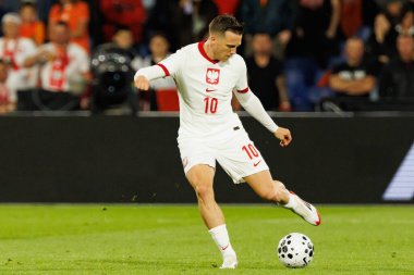 Piotr Zielinski, Hollanda ve Polonya milli takımları arasında oynanan Dünya Kupası 2026 Avrupa ön eleme maçında görüldü (Maciej Rogowski / Ball Raw Images)