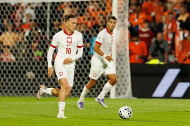Piotr Zielinski, Hollanda ve Polonya milli takımları arasında oynanan Dünya Kupası 2026 Avrupa ön eleme maçında görüldü (Maciej Rogowski / Ball Raw Images)
