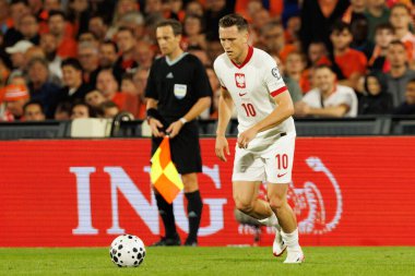 Piotr Zielinski, Hollanda ve Polonya milli takımları arasında oynanan Dünya Kupası 2026 Avrupa ön eleme maçında görüldü (Maciej Rogowski / Ball Raw Images)