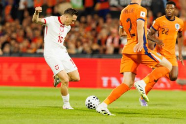Piotr Zielinski, Hollanda ve Polonya milli takımları arasında oynanan Dünya Kupası 2026 Avrupa ön eleme maçında görüldü (Maciej Rogowski / Ball Raw Images)