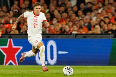 Nicola Zalewski, Hollanda ve Polonya milli takımları arasında oynanan Dünya Kupası 2026 Avrupa ön eleme maçında görüldü (Maciej Rogowski / Ball Raw Images)