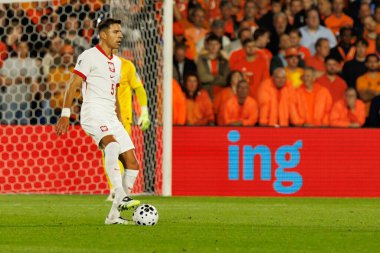 Jan Bednarek, Hollanda ve Polonya milli takımları arasında oynanan 2026 Dünya Kupası ön eleme maçında görüldü (Maciej Rogowski / Ball Raw Images)