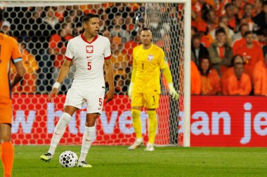 Jan Bednarek, Hollanda ve Polonya milli takımları arasında oynanan 2026 Dünya Kupası ön eleme maçında görüldü (Maciej Rogowski / Ball Raw Images)
