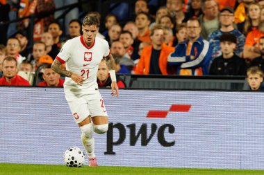 Nicola Zalewski, Hollanda ve Polonya milli takımları arasında oynanan Dünya Kupası 2026 Avrupa ön eleme maçında görüldü (Maciej Rogowski / Ball Raw Images)
