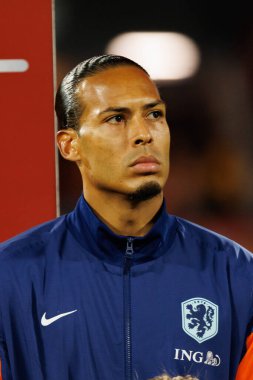 Virgil Van Dijk, Hollanda ve Polonya milli takımları arasında oynanan Dünya Kupası 2026 Avrupa ön eleme maçında görüldü (Maciej Rogowski / Ball Raw Images)