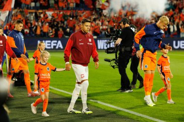 Jan Bednarek, Hollanda ve Polonya milli takımları arasında oynanan 2026 Dünya Kupası ön eleme maçında görüldü (Maciej Rogowski / Ball Raw Images)