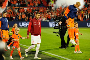 Jan Bednarek, Hollanda ve Polonya milli takımları arasında oynanan 2026 Dünya Kupası ön eleme maçında görüldü (Maciej Rogowski / Ball Raw Images)