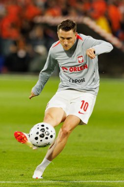 Piotr Zielinski, Hollanda ve Polonya milli takımları arasında oynanan Dünya Kupası 2026 Avrupa ön eleme maçında görüldü (Maciej Rogowski / Ball Raw Images)