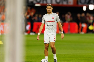 Matty Cash, Hollanda ve Polonya milli takımları arasında oynanan Dünya Kupası 2026 Avrupa ön eleme maçında görüldü (Maciej Rogowski / Ball Raw Images)