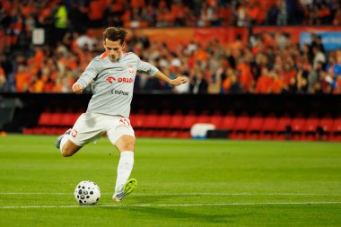 Jakub Kaminski, Hollanda ve Polonya milli takımları arasında oynanan 2026 Dünya Kupası ön eleme maçında görüldü (Maciej Rogowski / Ball Raw Images)