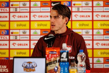 Chorzow, Polonya. 6 Eylül 2025; Jakub Kaminski, Finlandiya ile oynanan 2026 Dünya Kupası eleme maçından önce Polonya Milli Futbol Takımı 'nın Resmi Basın Konferansı ve antrenmanı sırasında görüldü. Maciej Rogowski / Alamy Canlı Haberleri