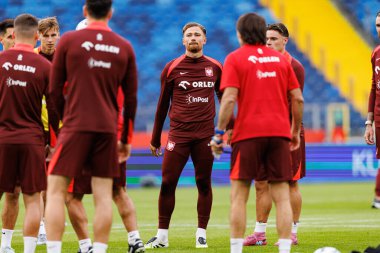 Matty Cash, 2026 Dünya Kupası öncesinde Polonya Milli Futbol Takımı 'nın Finlandiya' ya karşı düzenlediği Resmi Basın Konferansı ve antrenmanı sırasında görüldü (Maciej Rogowski / Ball Raw Images)