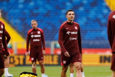 Bartosz Slisz, Polonya Milli Futbol Takımı 'nın 2026 Dünya Kupası öncesinde Finlandiya' ya karşı oynanan Resmi Basın Konferansı ve antrenmanı sırasında görüldü (Maciej Rogowski / Ball Raw Images)