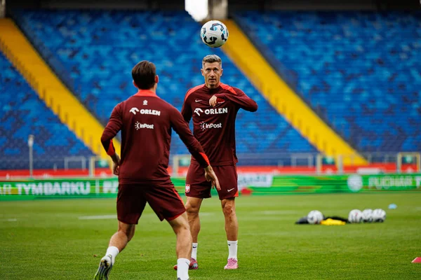 Robert Lewandowski, Polonya Milli Futbol Takımı 'nın 2026 Dünya Kupası öncesinde Finlandiya' ya karşı düzenlediği Resmi Basın Konferansı ve antrenmanı sırasında görüldü (Maciej Rogowski / Ball Raw Images)