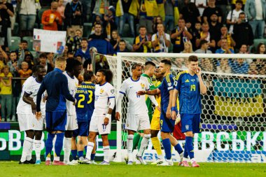 Ukrayna ve Fransa milli takımları (Maciej Rogowski / Ball Raw Images) arasında oynanan 2026 Dünya Kupası Avrupa ön eleme maçında her iki takımın oyuncuları)