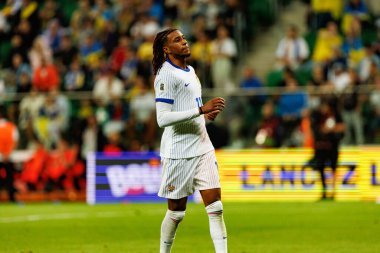 Ukrayna ve Fransa milli takımları (Maciej Rogowski / Ball Raw Images) arasındaki Dünya Kupası 2026 Avrupa ön eleme maçında Michael Olise izledi)