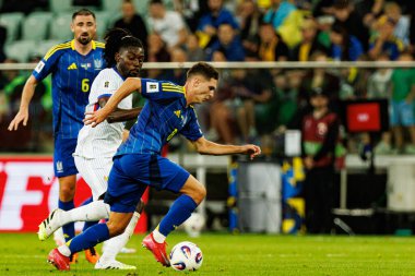 Manu Kone ve Georgiy Sudakov, Ukrayna ve Fransa milli takımları arasında oynanan Dünya Kupası 2026 Avrupa ön eleme maçında görüldü (Maciej Rogowski / Ball Raw Images)