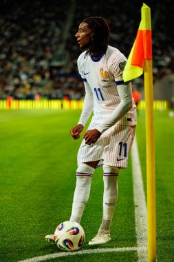 Ukrayna ve Fransa milli takımları (Maciej Rogowski / Ball Raw Images) arasındaki Dünya Kupası 2026 Avrupa ön eleme maçında Michael Olise izledi)