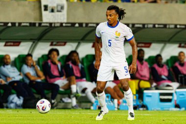 Jules Kounde, Ukrayna ve Fransa milli takımları arasında oynanan 2026 Dünya Kupası ön eleme maçında görüldü (Maciej Rogowski / Ball Raw Images)